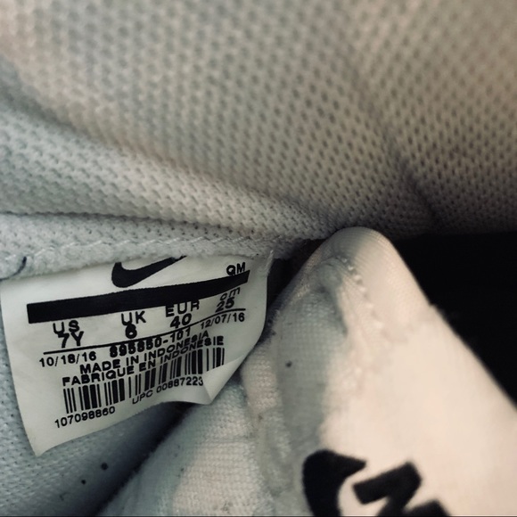 Nike Blazers - Picture 7 of 7